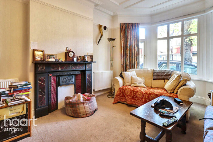 3 Bedroom Semi-Detached House For Sale In Lenham Road, Sutton, SM1