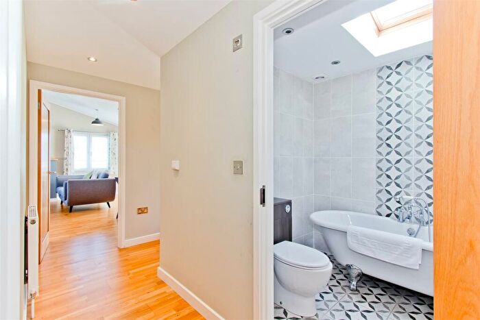 2 Bedroom Detached Bungalow For Sale In Warren Wood, BN24