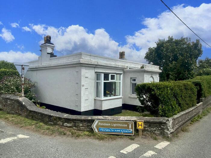 2 Bedroom Bungalow For Sale In Portherras Cross, Pendeen, TR19