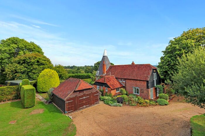 4 Bedroom Country House For Sale In Marle Green, Heathfield, TN21