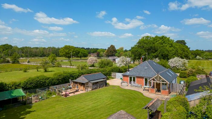 5 Bedroom Detached House For Sale In Rhinefield Road, Wootton, BH25