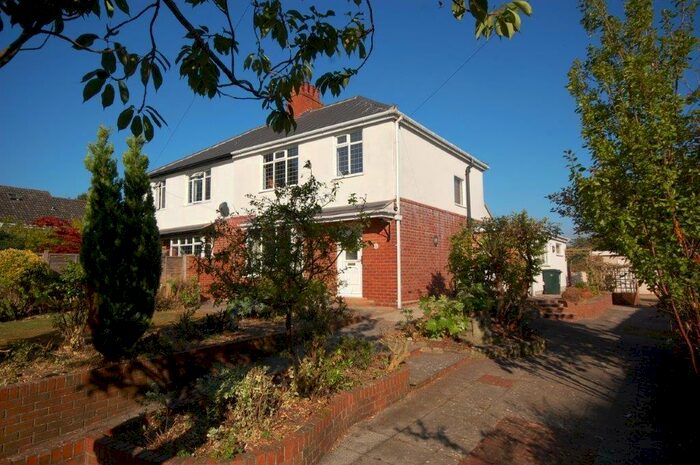 3 Bedroom Semi-Detached House To Rent In Horncastle Road, Louth., LN11