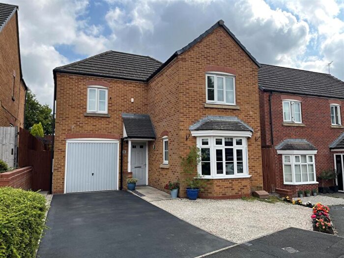 3 Bedroom Detached House For Sale In Milne Close, Dukinfield, SK16