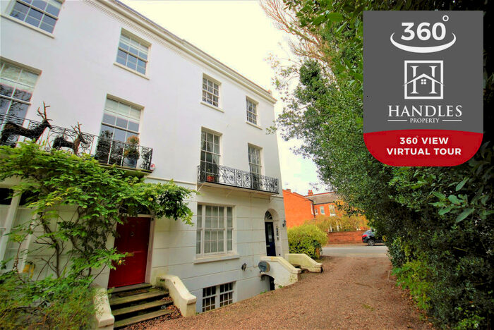 2 Bedroom Flat To Rent In Milverton Crescent, Leamington Spa, CV32