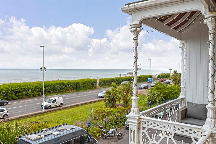 2 Bedroom Property To Rent In Heene Terrace, Worthing, BN11