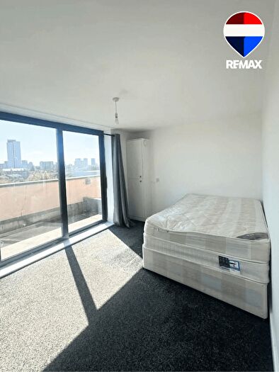 4 Bedroom Maisonette To Rent In Barking Road, London, E16