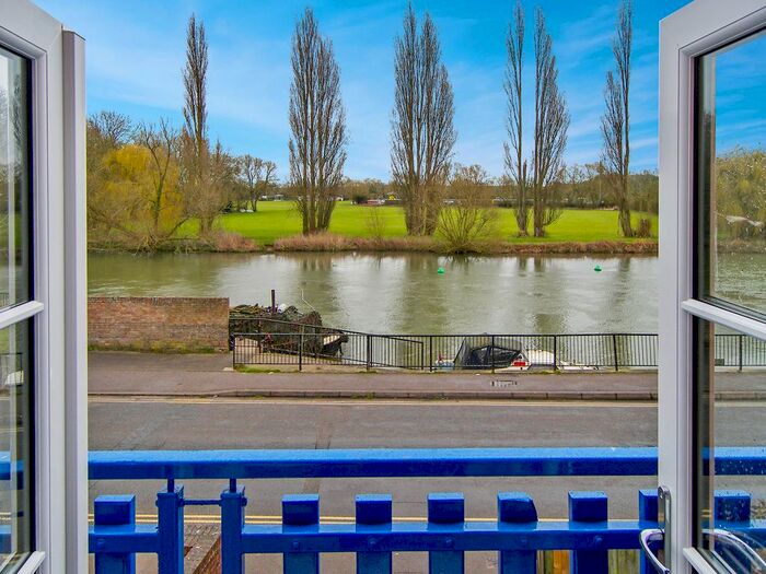 2 Bedroom Flat To Rent In Wilsham Road, Abingdon, OX14