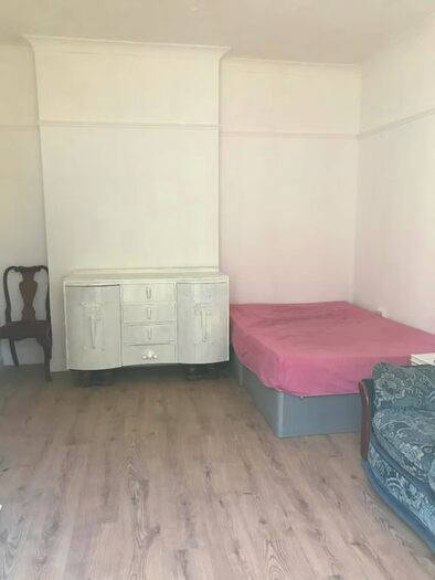 1 Bedroom Flat To Rent In Lodge Road, Croydon, CR0