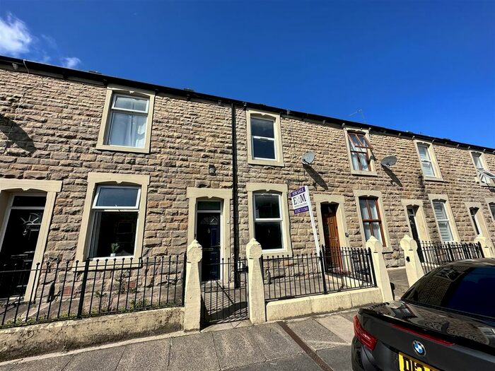 3 Bedroom Terraced House To Rent In Spring Street, Rishton, Blackburn, BB1