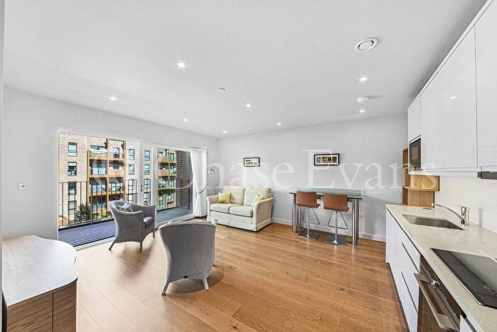 1 Bedroom Flat To Rent In Lismore Boulevard, Colindale Gardens, Colindale, London, NW9