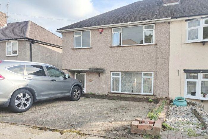 3 Bedroom Semi-Detached House To Rent In Lockesley Drive, Orpington, BR5