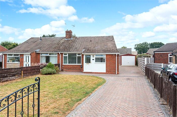 2 Bedroom Bungalow For Sale In Wood Way, Huntington, York, North Yorkshire, YO32