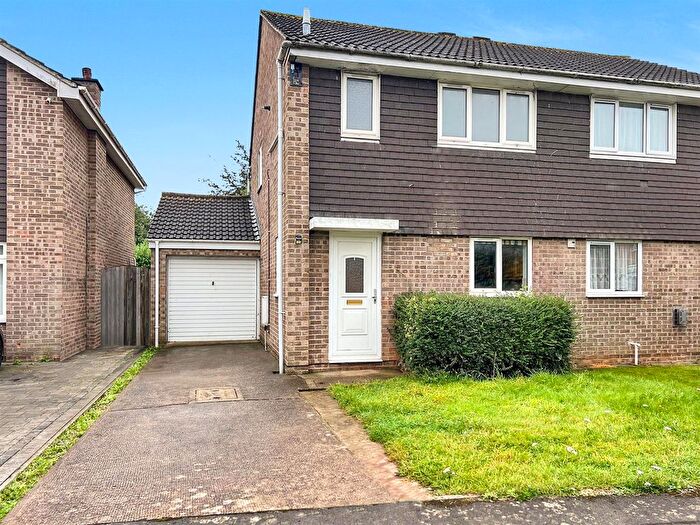 3 Bedroom Semi Detached House For Sale In California Road, Longwell Green, Bristol, BS30
