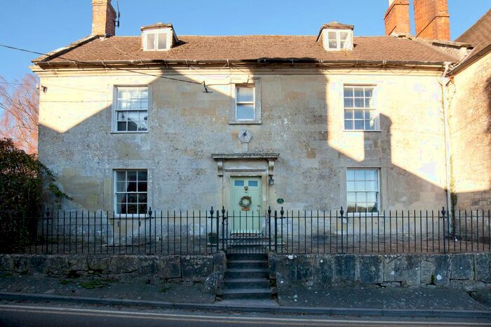 4 Bedroom Detached House To Rent In Vicarage Road, Tisbury, Salisbury, SP3