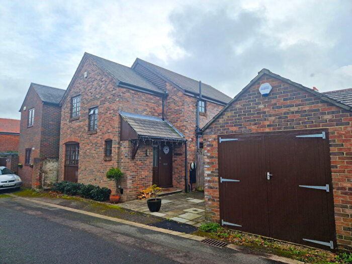 3 Bedroom Detached House For Sale In Anglesey Arms Road, Alverstoke, Gosport, PO12