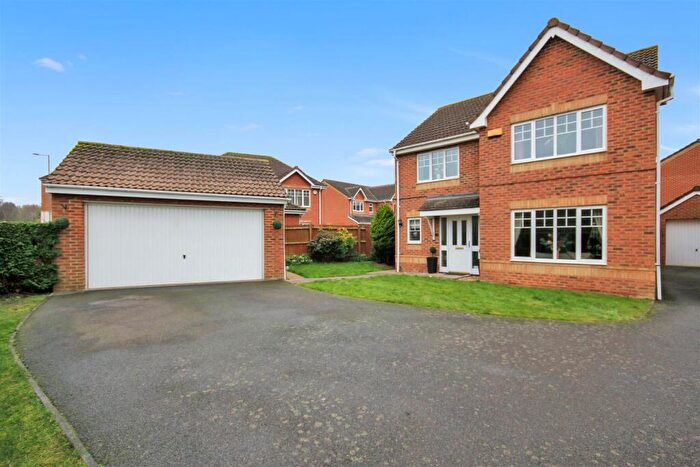 4 Bedroom Detached House For Sale In Soane Close, Wellingborough, NN8
