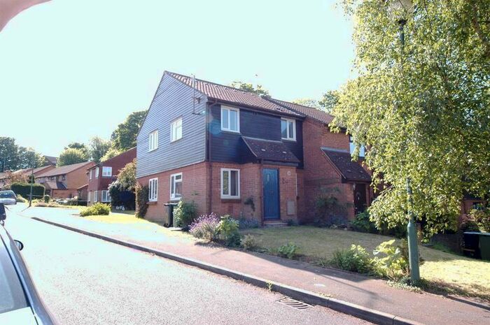 1 Bedroom Property To Rent In Postmill Drive, Maidstone, ME15
