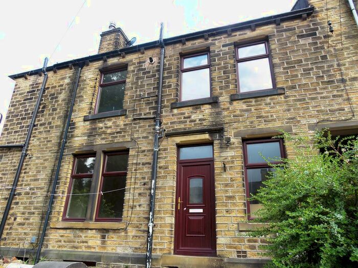 4 Bedroom Terraced House To Rent In Barcroft Road, Huddersfield, HD4