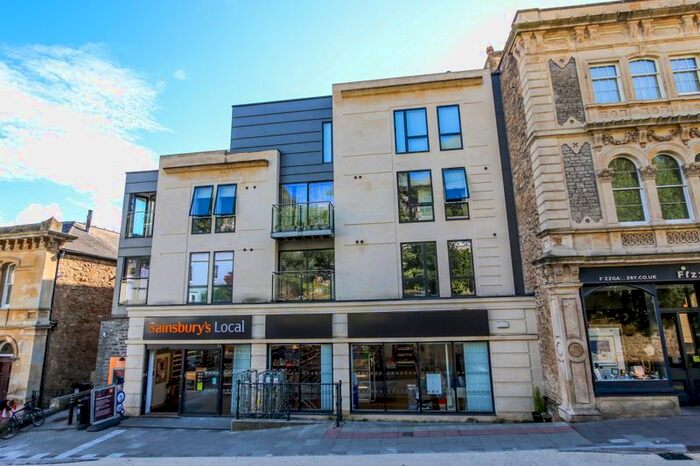 2 Bedroom Flat To Rent In Hill Road, Clevedon, BS21