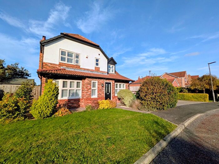 4 Bedroom Detached House For Sale In Beveridge Close, Fishbur, TS21