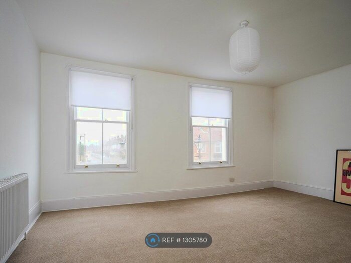 1 Bedroom Flat To Rent In Walthamstow Village, London E17