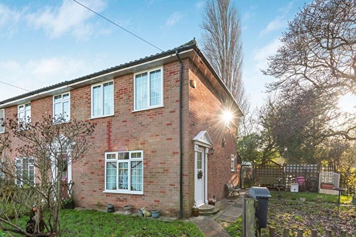 3 Bedroom End Terrace House For Sale In Hithermoor Road, Stanwell Moor, TW19