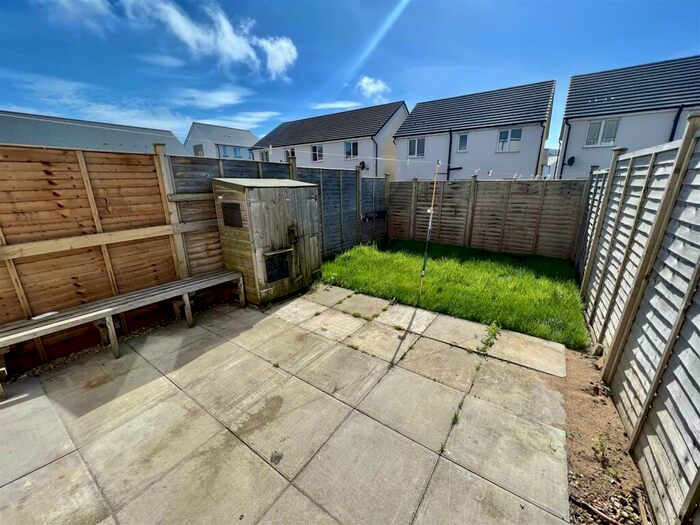 3 Bedroom Town House For Sale In Leonides Avenue, Haywood Village - No Chain!, BS24