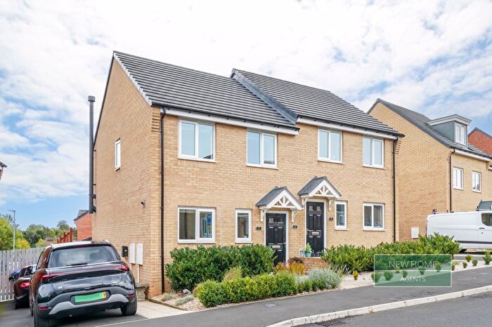3 Bedroom Semi-detached House For Sale In Belsay Close Chester Le Street, DH2
