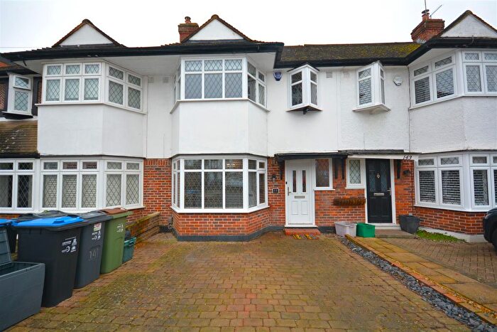 3 Bedroom Semi-Detached House To Rent In Seymour Avenue, Morden, SM4