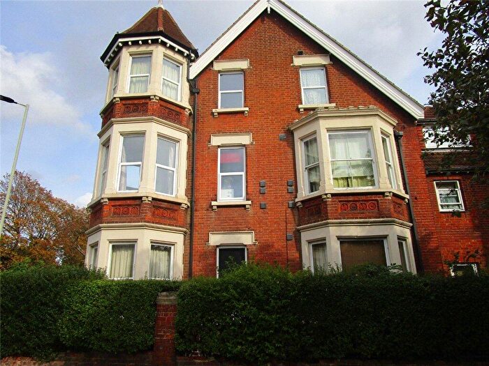 1 Bedroom Apartment For Sale In , Towers House, Park Avenue, Bedford, MK40