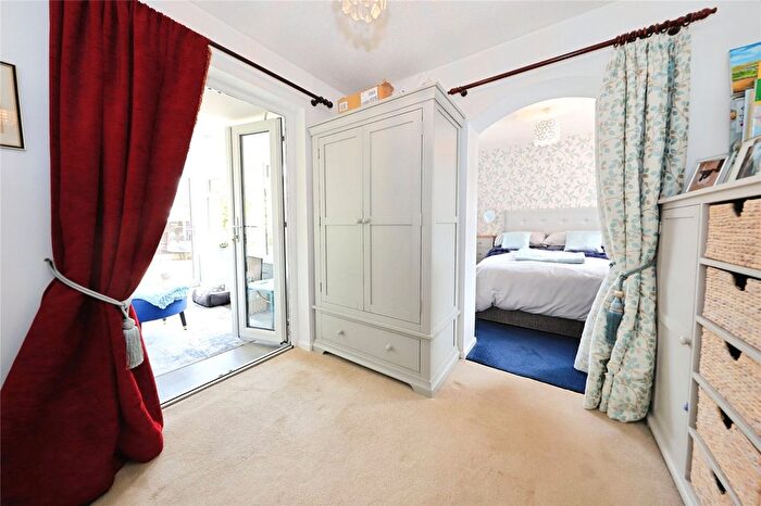 2 Bedroom Bungalow For Sale In Kelso Gardens, Perton Wolverhampton, Staffordshire, WV6