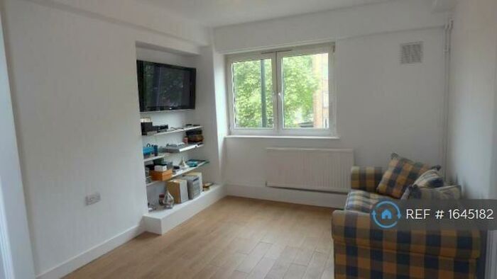 2 Bedroom Flat To Rent In Southwark Park Road, London, SE16