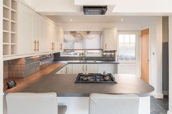 3 Bedroom Semi-Detached House For Sale In Welfare Avenue, Bryn, SA13