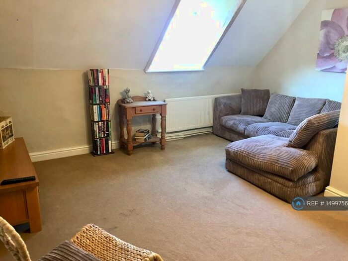 1 Bedroom Flat To Rent In Pratt Street, Soham, CB7