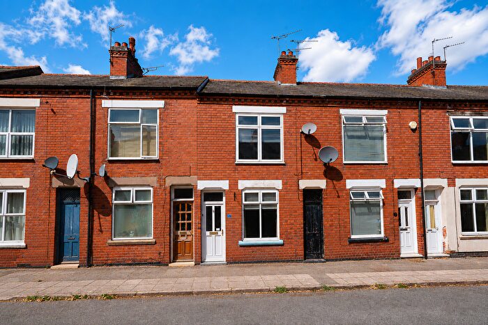 2 Bedroom Terraced House For Sale In Nutfield Road, Leicester, Leicestershire, LE3