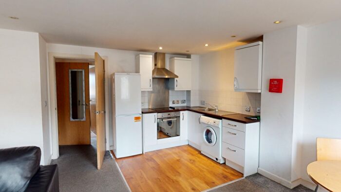 2 Bedroom Flat To Rent In Flat . Cymbeline House, Shakespeare Street, Nottingham, NG1