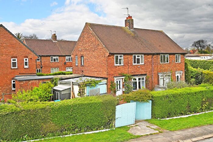 3 Bedroom Semi Detached House For Sale In Wedderburn Avenue, Harrogate, HG2