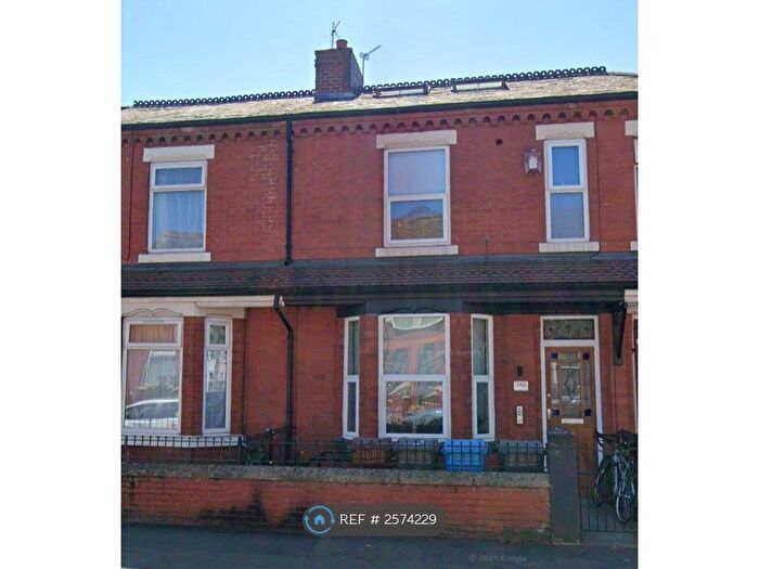 4 Bedroom Terraced House To Rent In Great Western Street, Rusholme, M14