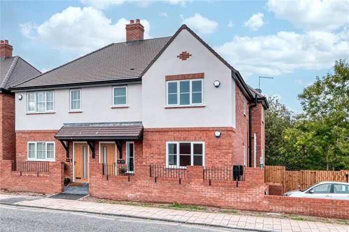 1 Bedroom Flat To Rent In New Road, Rubery, Rednal, Birmingham, B45