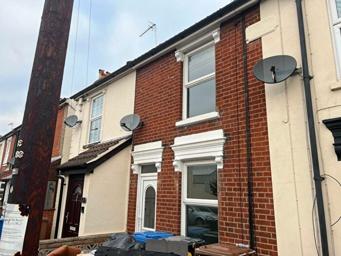 3 Bedroom Terraced House To Rent In Parade Road, Ipswich, IP4