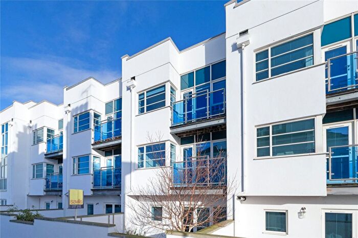 4 Bedroom Terraced House For Sale In Magdalen Road, Exeter, Devon, EX2