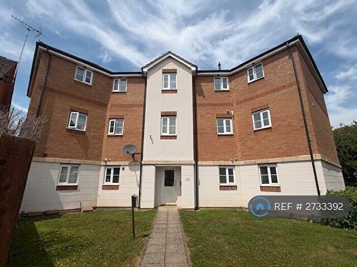 2 Bedroom Flat To Rent In Columbia Road, Broxbourne, EN10