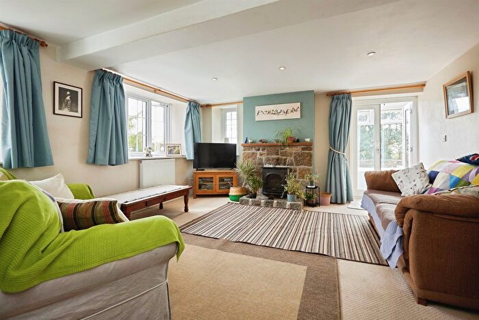 3 Bedroom Detached House For Sale In ., Bourton, Gillingham, SP8