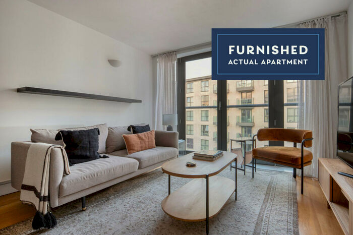 2 Bedroom Apartment To Rent In Saint William's Court, London, , Uk, N1