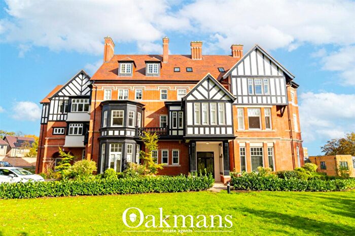3 Bedroom Apartment For Sale In New House Farm Drive, Northfield, Birmingham, West Midlands, B31