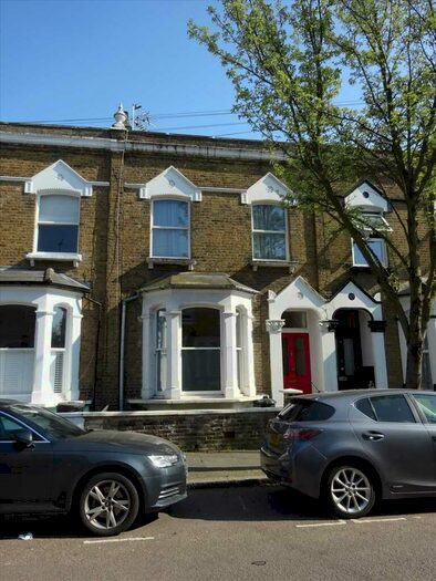 4 Bedroom House To Rent In Wedmore Gardens, London, N19