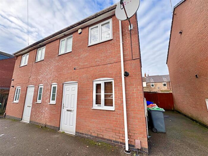 2 Bedroom Semi-Detached House To Rent In Bowne Street, Sutton-In-Ashfield, NG17