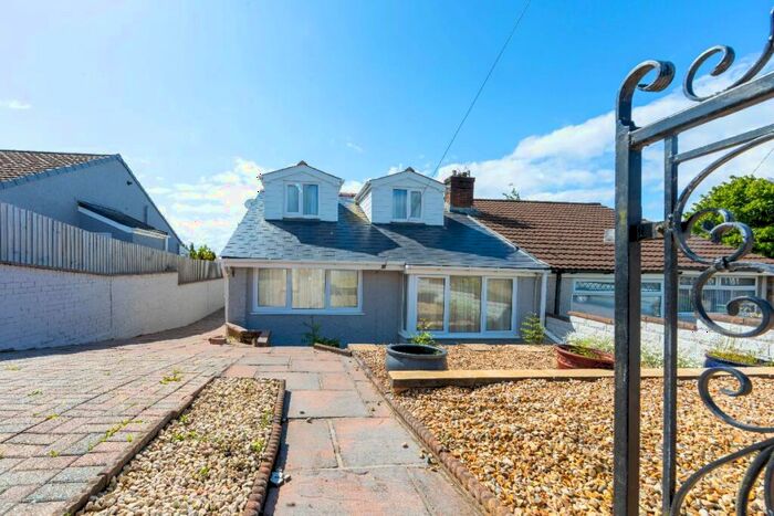 2 Bedroom Bungalow For Sale In Legions Way, Gelligaer, Hengoed, CF82
