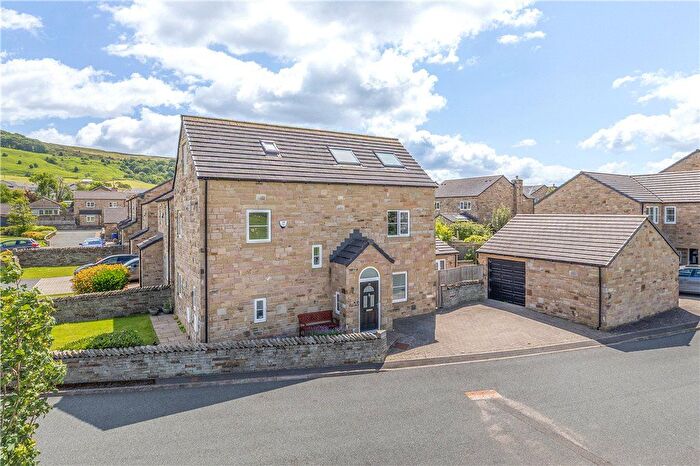 4 Bedroom Detached House For Sale In Hepworth Way, Skipton, North Yorkshire, BD23