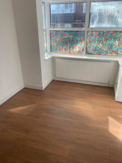3 Bedroom Terraced House To Rent In Skeltons Lane, Leyton, E10